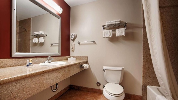 Best Western Burbank Airport Inn image 15